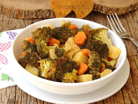 salçalı brokoli yemeği